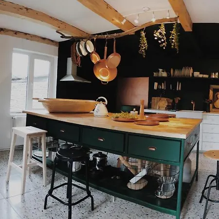 Cottage43 *