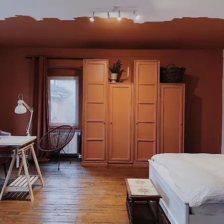 Cottage43 *